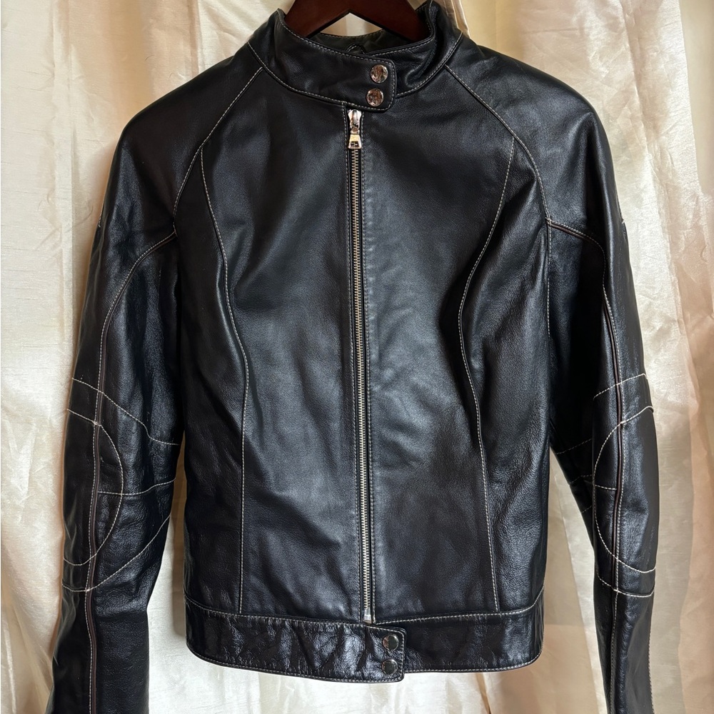 Moda international 100% leather jacket